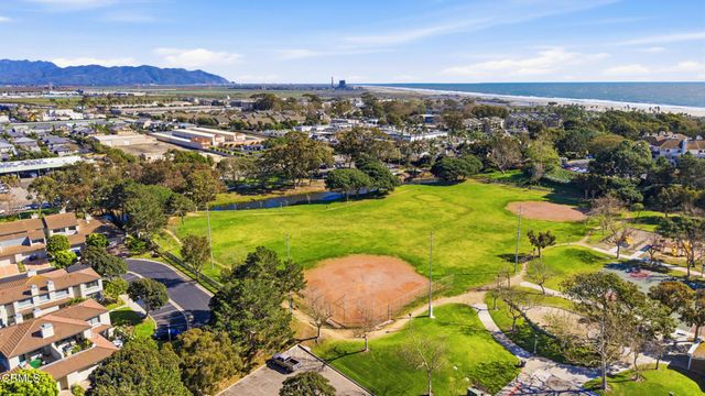 226 Morning Breeze Lane, Port Hueneme, CA 93041