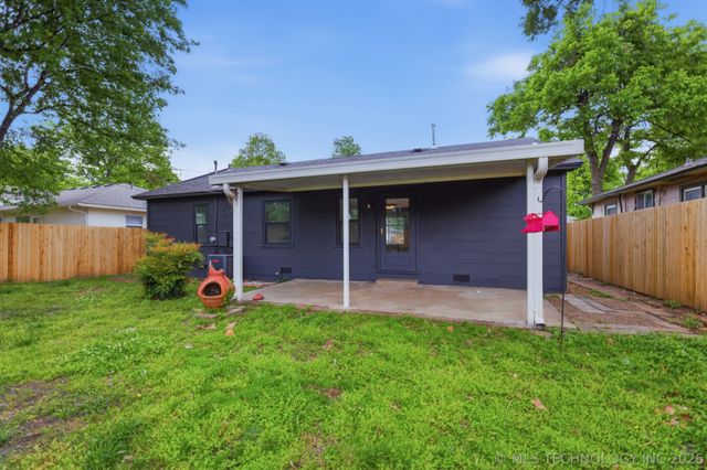 15 E 44th Street, Tulsa, OK 74105