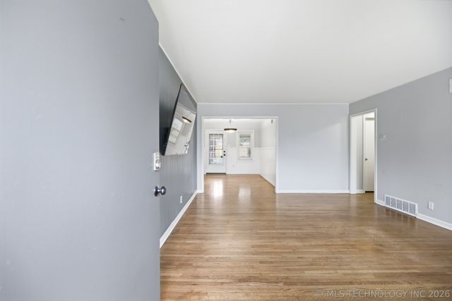 15 E 44th Street, Tulsa, OK 74105