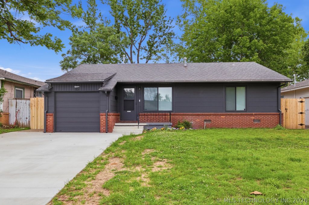 15 E 44th Street, Tulsa, OK 74105