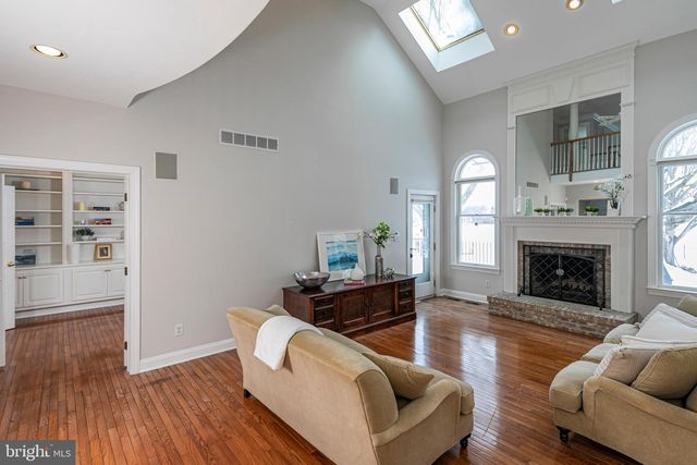 497 CHRISTOPHER DR, Princeton, NJ 08540