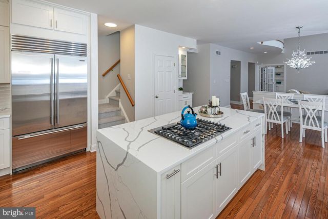 497 CHRISTOPHER DR, Princeton, NJ 08540