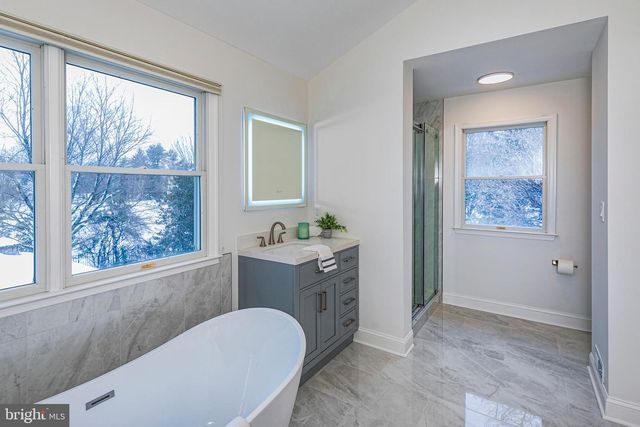 497 CHRISTOPHER DR, Princeton, NJ 08540