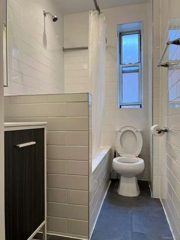 42-22 Ketcham Street 3E, Elmhurst, NY 11373