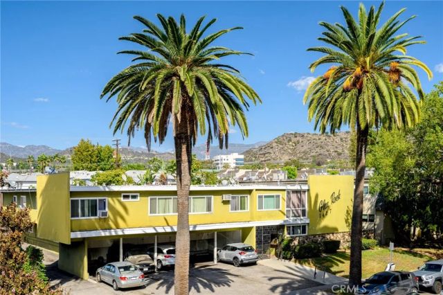 1422 Rock Glen Avenue 203, Glendale, CA 91205