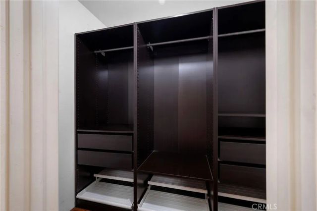 1422 Rock Glen Avenue 203, Glendale, CA 91205