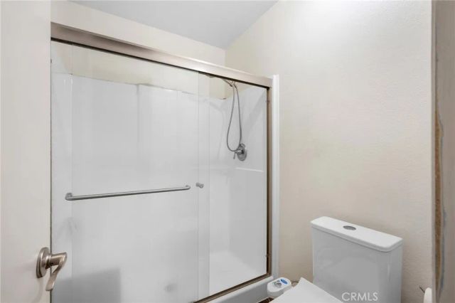 1422 Rock Glen Avenue 203, Glendale, CA 91205