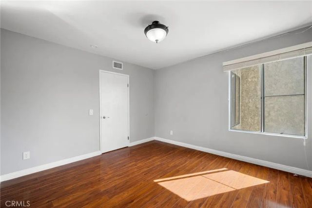 1422 Rock Glen Avenue 203, Glendale, CA 91205