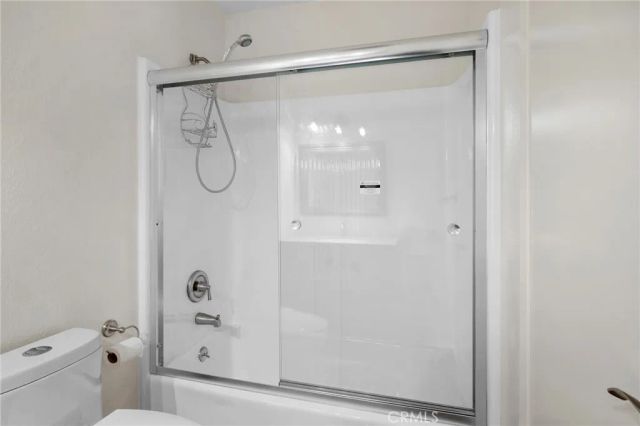 1422 Rock Glen Avenue 203, Glendale, CA 91205