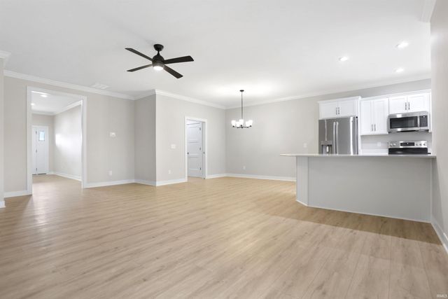 3782 High Pointe Lane, Newburgh, IN 47630
