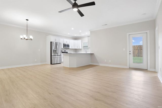 3782 High Pointe Lane, Newburgh, IN 47630