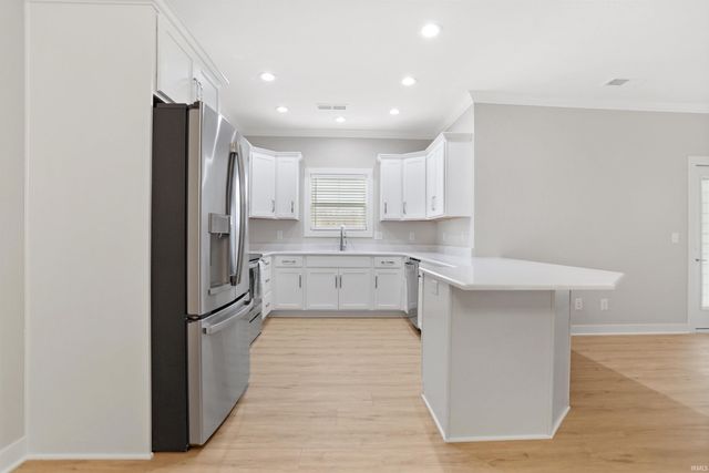 3782 High Pointe Lane, Newburgh, IN 47630