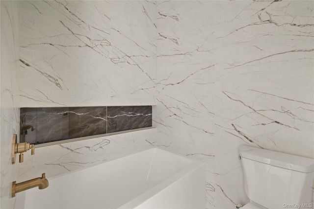 9 Valley Way 320, Spring Valley, NY 10977