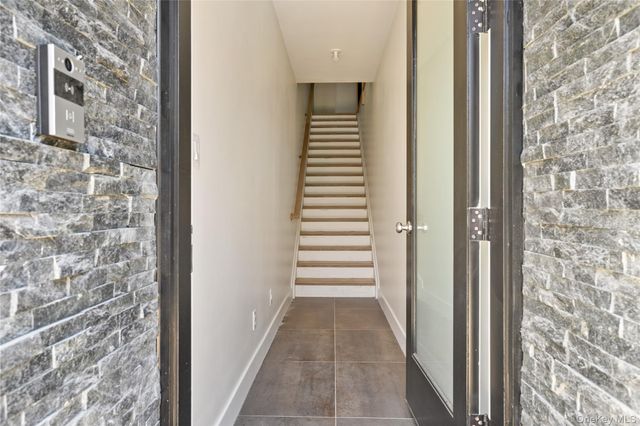 9 Valley Way 320, Spring Valley, NY 10977