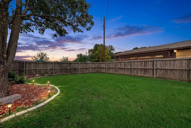 8515 Baumgarten Drive, Dallas, TX 75228