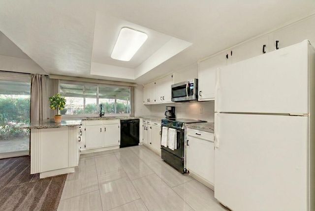 8515 Baumgarten Drive, Dallas, TX 75228