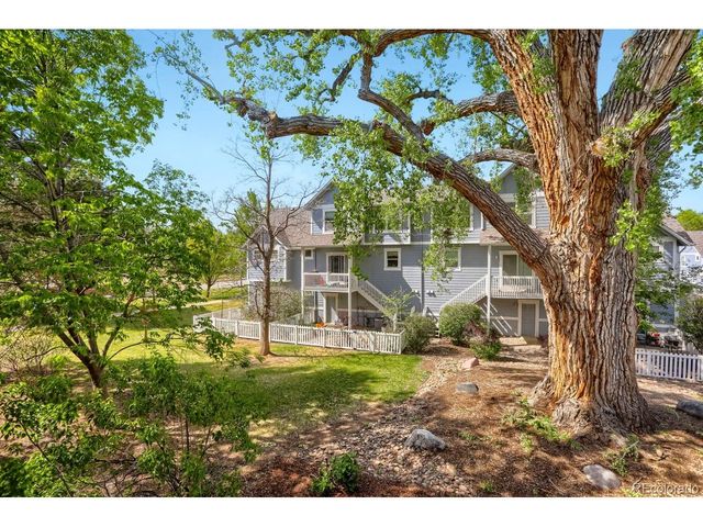 2261 Watersong Cir, Longmont, CO 80504