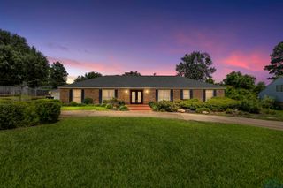 1800 Huntington St., Longview, TX 75601