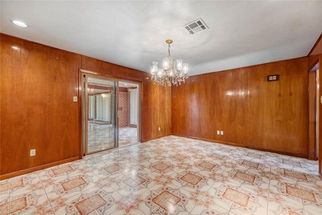 7007 Avenue F, Houston, TX 77011