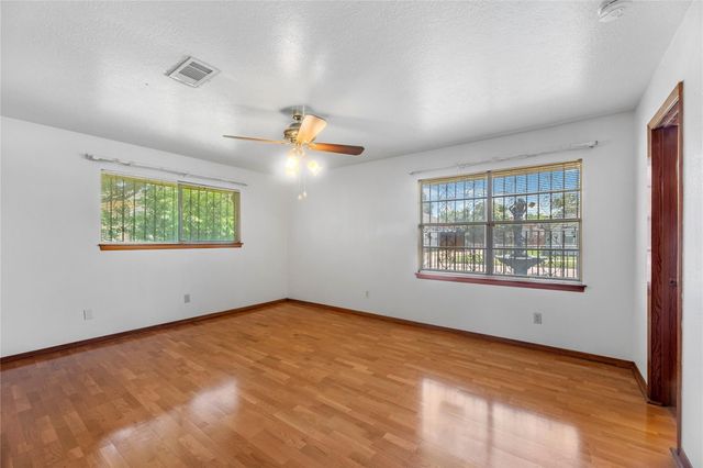 7007 Avenue F, Houston, TX 77011