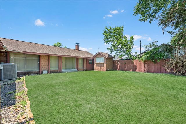 7007 Avenue F, Houston, TX 77011