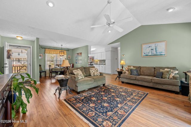 5875 Lycia Lane SW, Ocean Isle Beach, NC 28469
