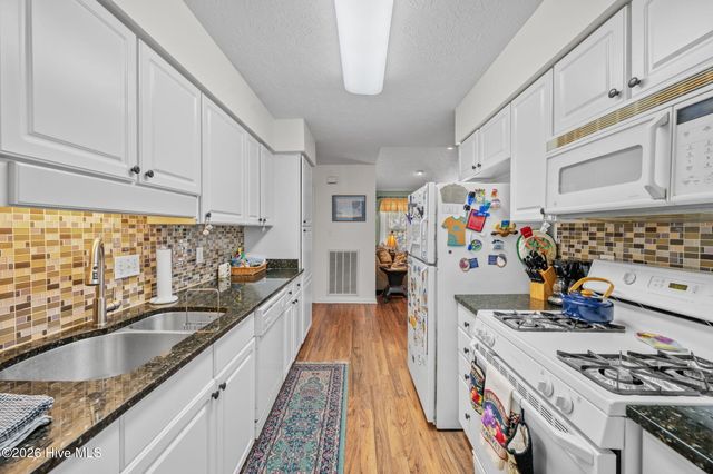 5875 Lycia Lane SW, Ocean Isle Beach, NC 28469