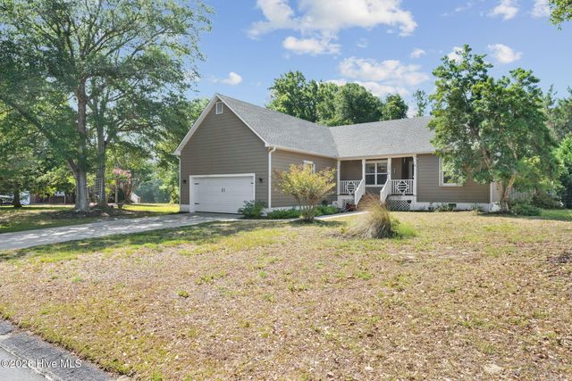 5875 Lycia Lane SW, Ocean Isle Beach, NC 28469