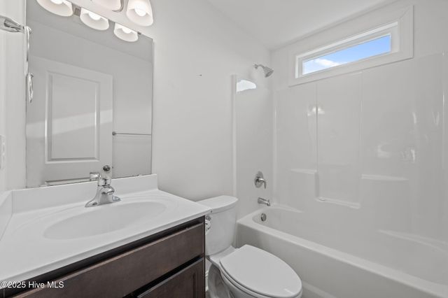 990 Lee Landing Road, New Bern, NC 28560