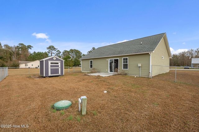 990 Lee Landing Road, New Bern, NC 28560