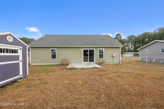 990 Lee Landing Road, New Bern, NC 28560