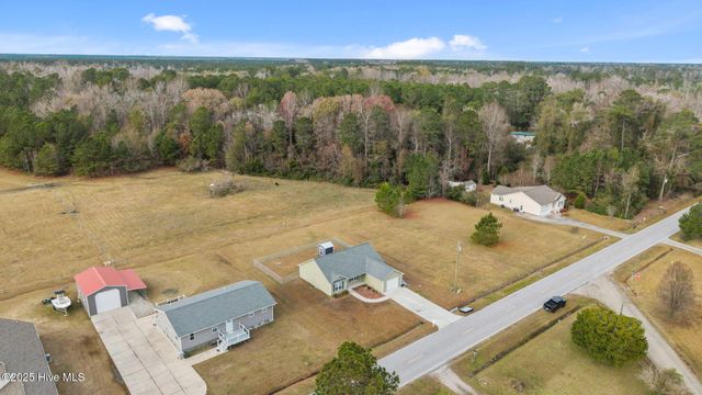 990 Lee Landing Road, New Bern, NC 28560