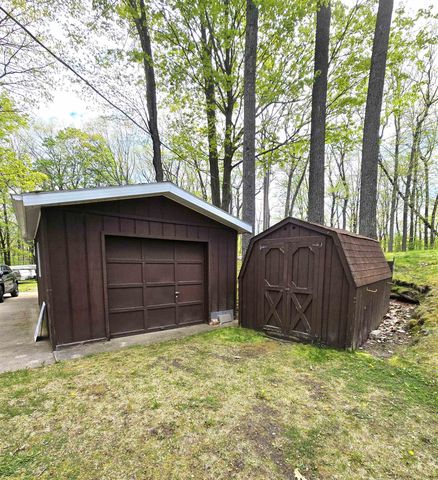 5073 Ruby Drive, Gladwin, MI 48624