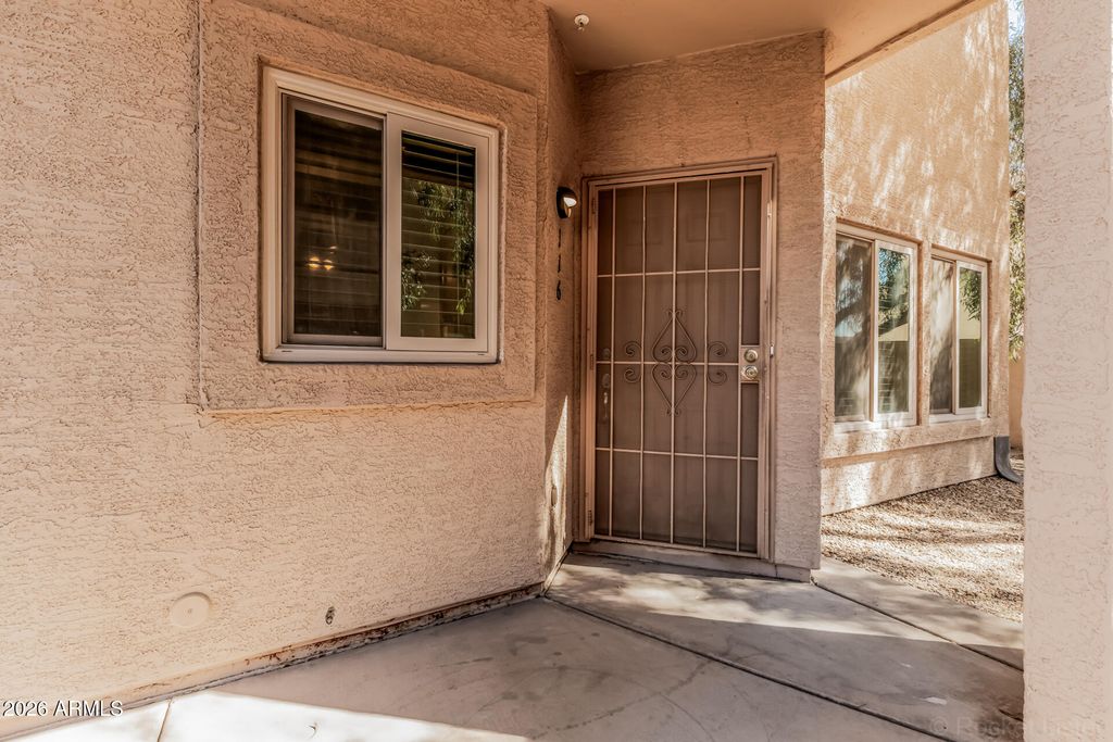 1406 W EMERALD Avenue 116, Mesa, AZ 85202