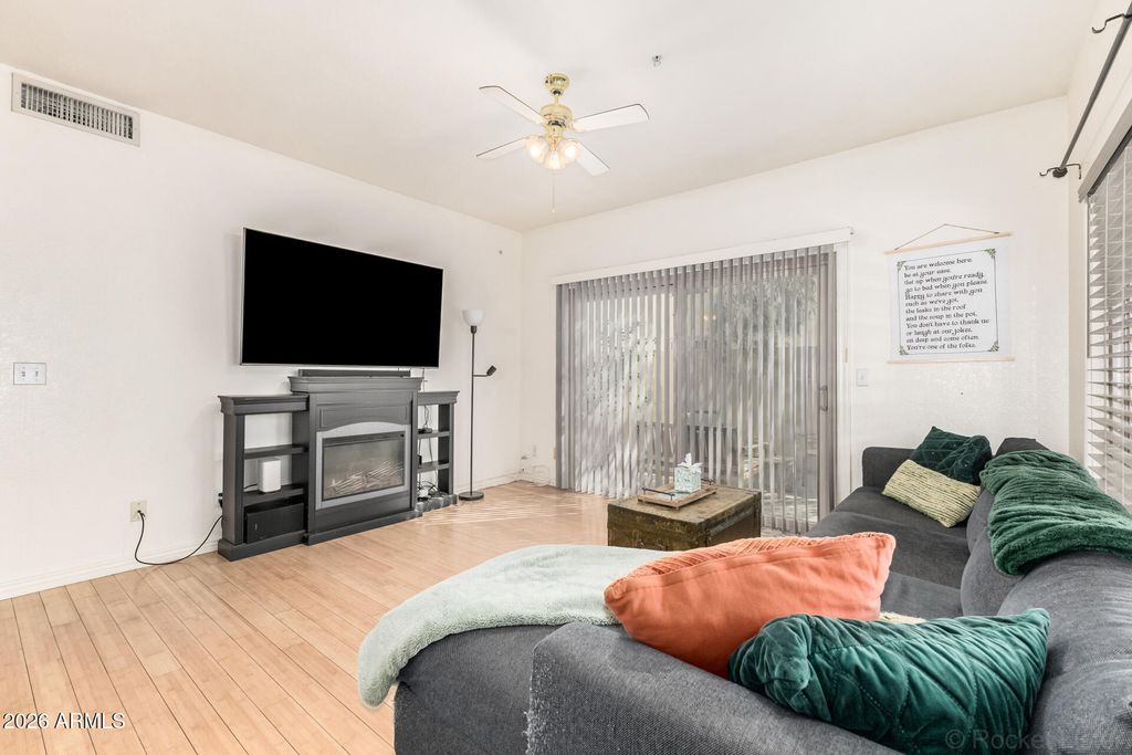 1406 W EMERALD Avenue 116, Mesa, AZ 85202 — photo 2
