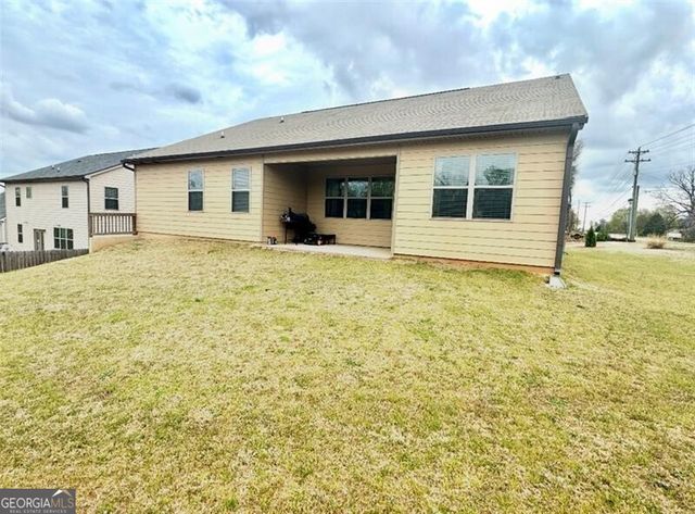 438 Indian River Drive, Jefferson, GA 30549