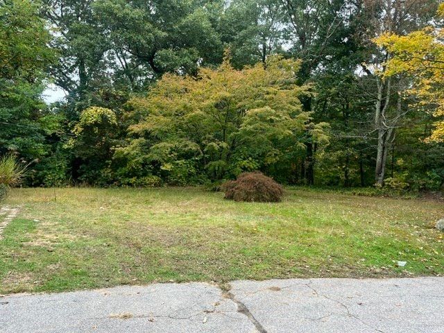 640 Oakhill Ave, Attleboro, MA 02703