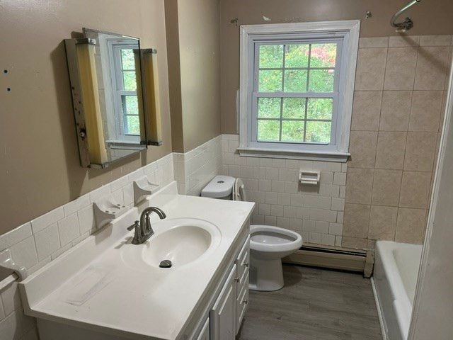 640 Oakhill Ave, Attleboro, MA 02703
