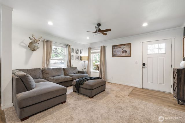 19613 25th Street Ct SW, Lakebay, WA 98349