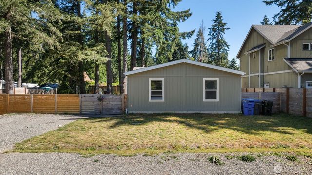 19613 25th Street Ct SW, Lakebay, WA 98349
