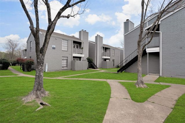 12500 Sandpiper Drive 11, Houston, TX 77035