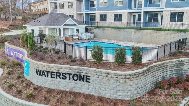 4455 Reed Creek Drive 202, Sherrills Ford, NC 28673