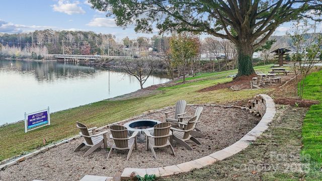 4455 Reed Creek Drive 202, Sherrills Ford, NC 28673