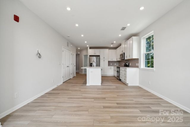 4455 Reed Creek Drive 202, Sherrills Ford, NC 28673