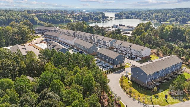 4455 Reed Creek Drive 202, Sherrills Ford, NC 28673