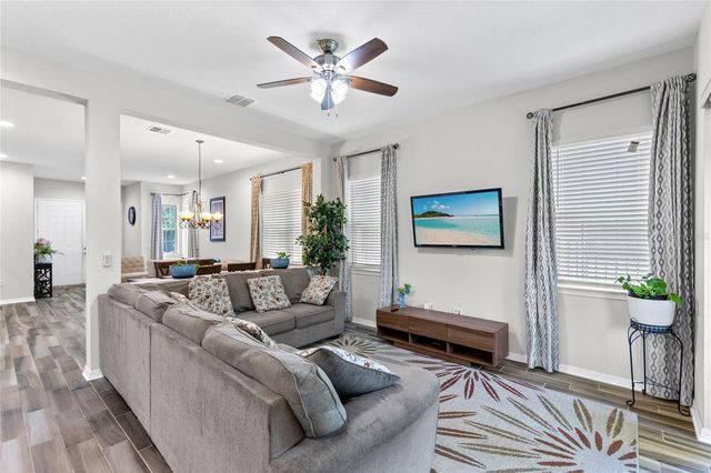 10281 HENBURY STREET, Orlando, FL 32832