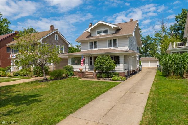 17400 Clifton Boulevard, Lakewood, OH 44107