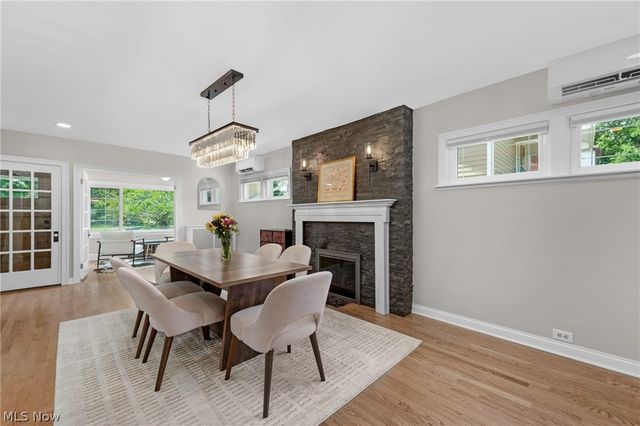 17400 Clifton Boulevard, Lakewood, OH 44107