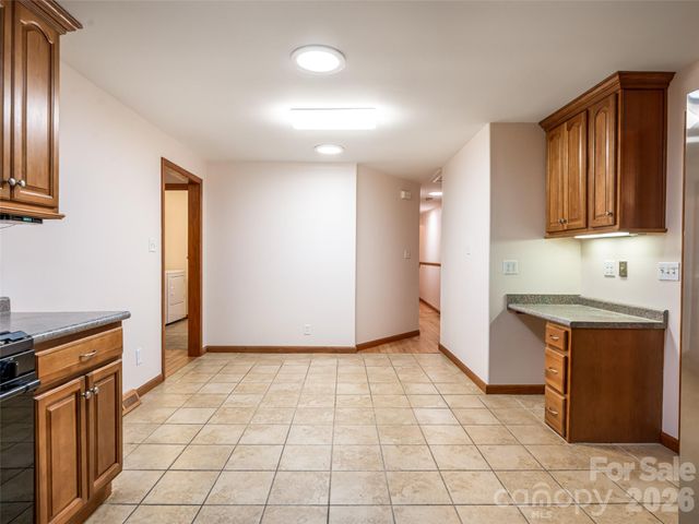 146 Fairmont Road, Candler, NC 28715
