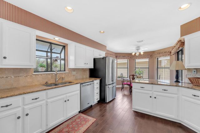 105 Tamarac CT, Lakeway, TX 78734